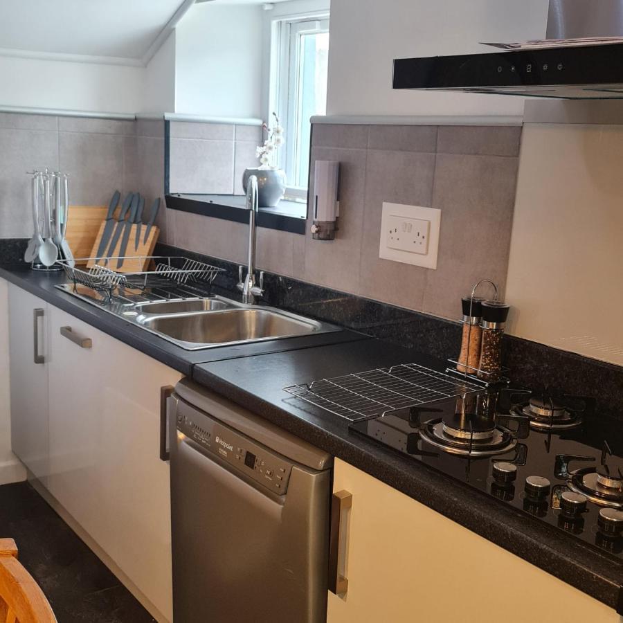 Ulverston Town Centre Flat Eksteriør billede